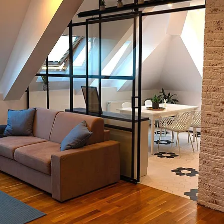 Urban Oasis Apartments With Parking Bucharest Exterior photo