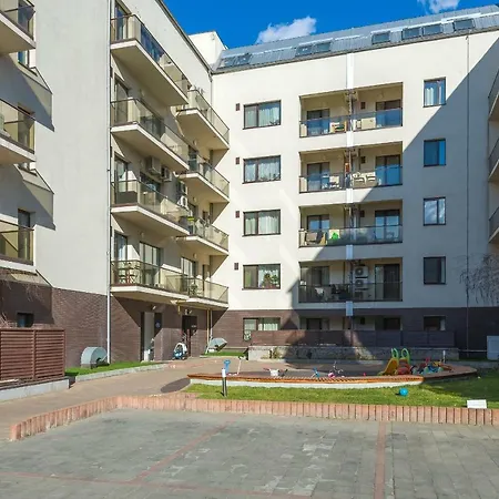 Urban Oasis Apartments With Parking Bucharest Exterior photo