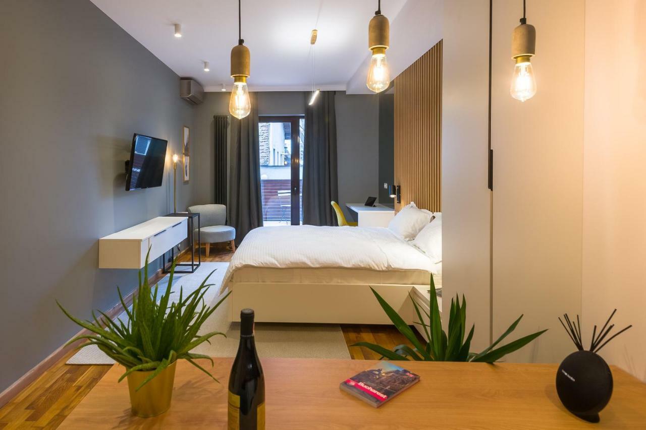 Urban Oasis With Parking Apartment Bucharest
